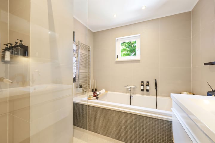 Photo 19 of J M van der Meystraat 56