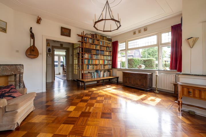 Foto 12 van Adriaen van der Doeslaan 10