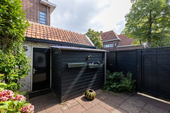 Foto 34 van Adriaen van der Doeslaan 10