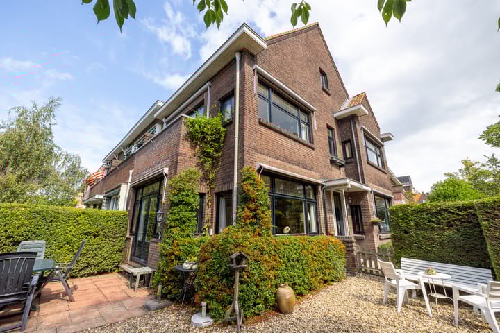 Foto 39 van Adriaen van der Doeslaan 10