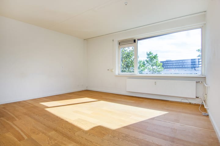 Photo 3 of Spaarndamseweg 386-0023