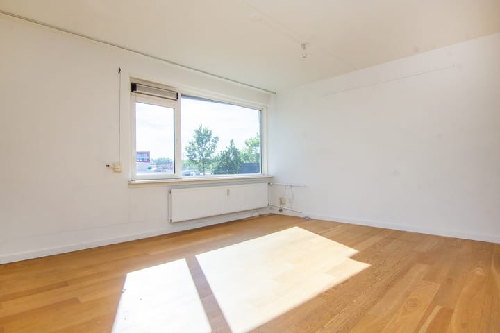 Photo 4 of Spaarndamseweg 386-0023