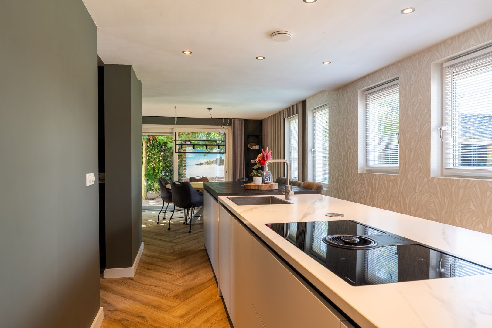 Foto 18 van Burgemeester Meijerstraat 15