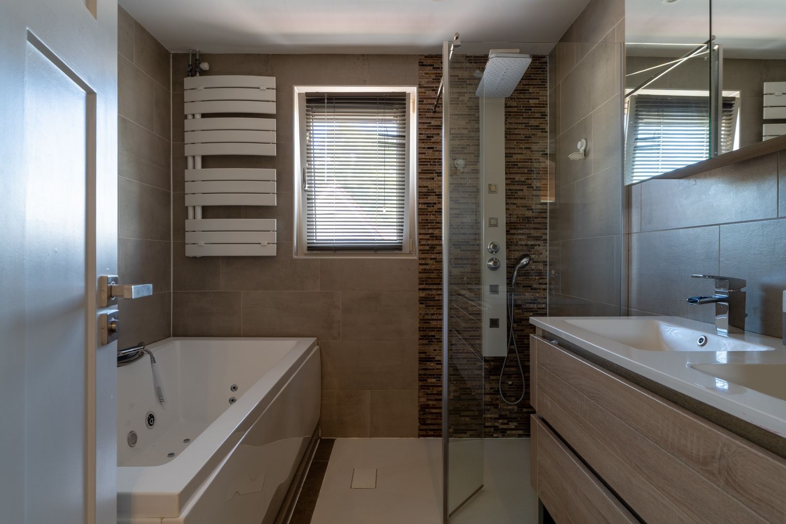 Foto 27 van Burgemeester Meijerstraat 15