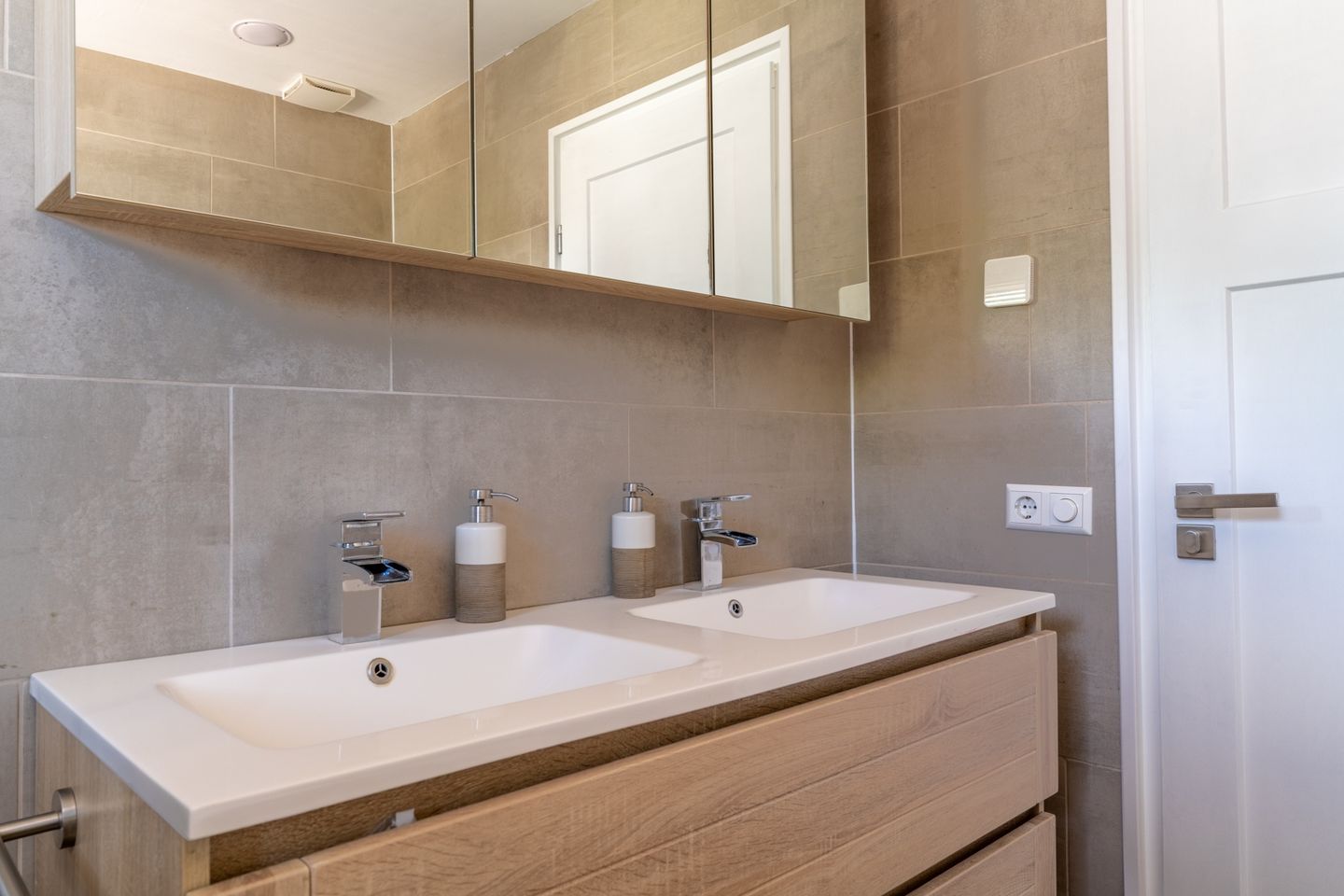 Foto 29 van Burgemeester Meijerstraat 15