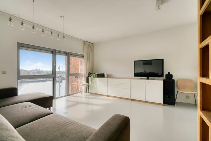 Foto 8 van Silodam 129-A