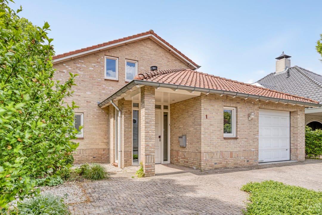 Photo 8 of Gentiaan 1