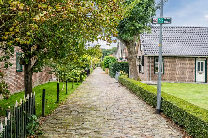 Photo 40 of Kroonstraat 30