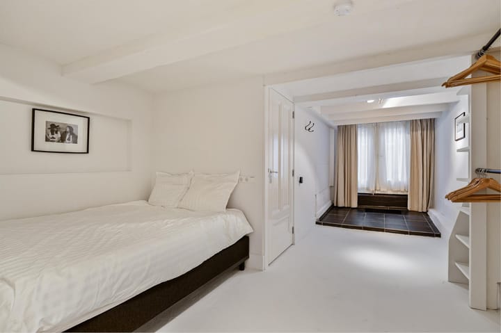 Foto 12 van Van Hogendorpstraat 127-O