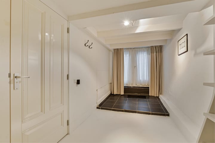 Foto 13 van Van Hogendorpstraat 127-O