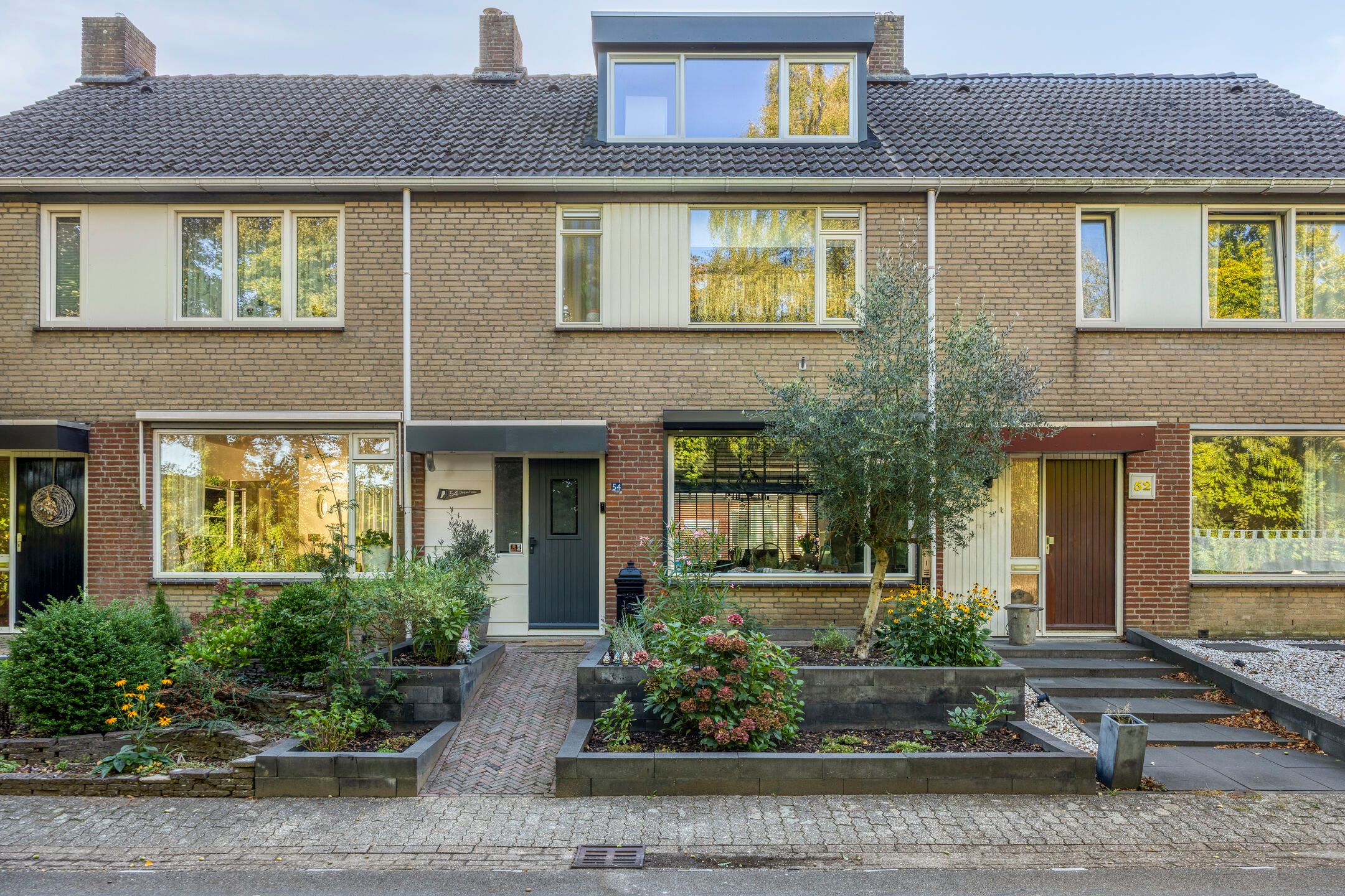 Photo 6 of Burg van Leentstraat 54