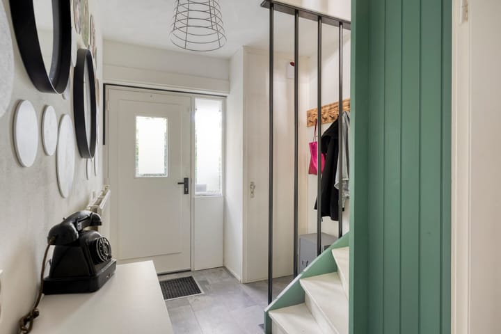 Foto 9 van Burg van Leentstraat 54