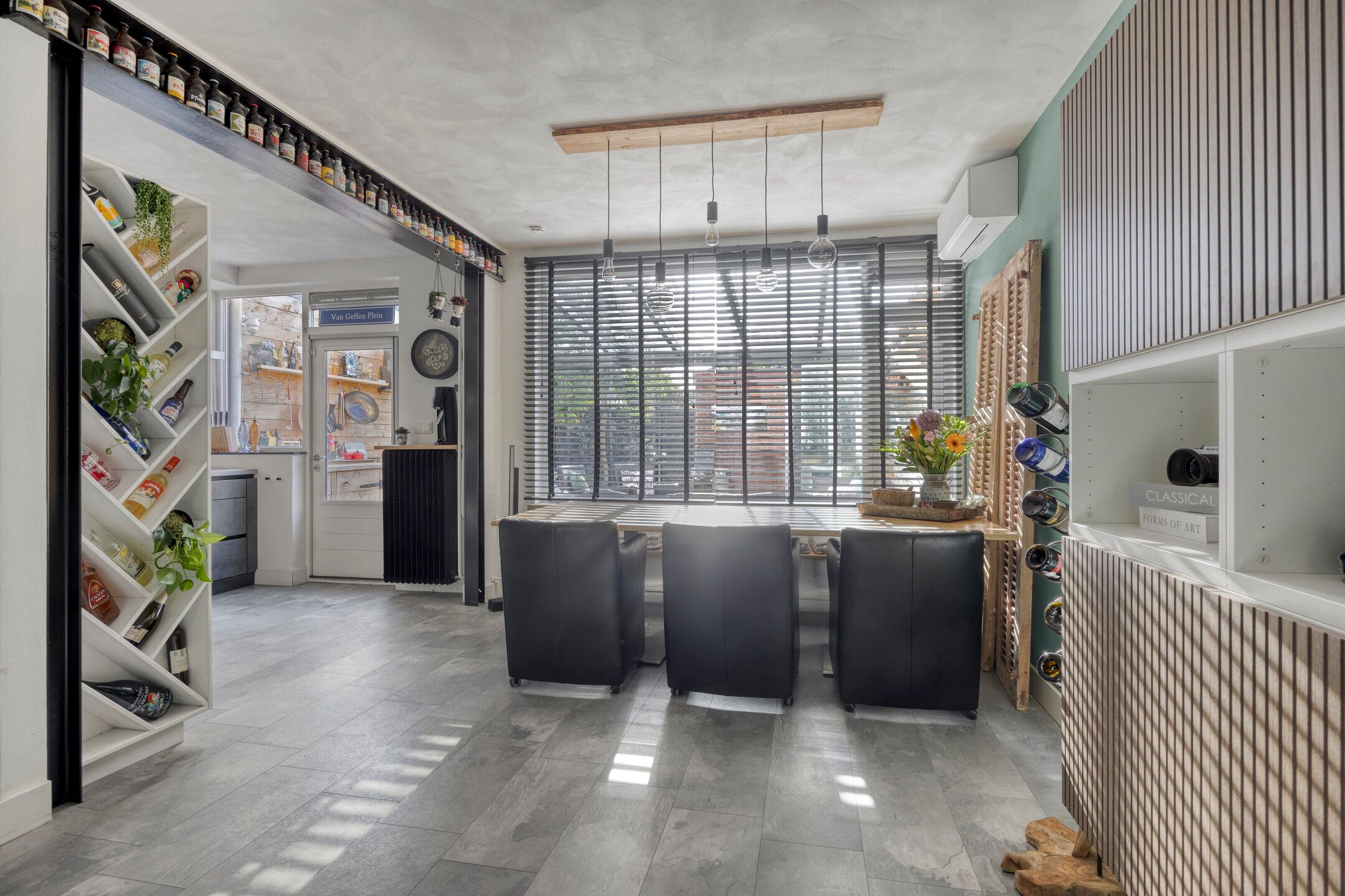 Photo 18 of Burg van Leentstraat 54