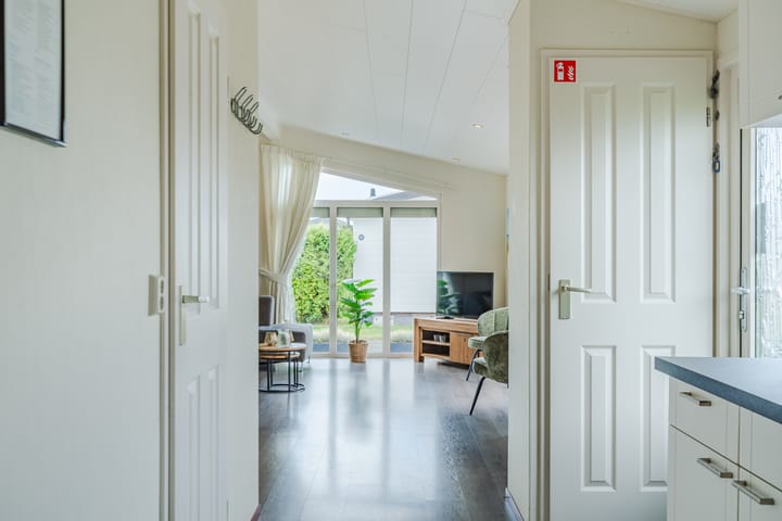 Photo 7 of Driehuizerweg 8-236