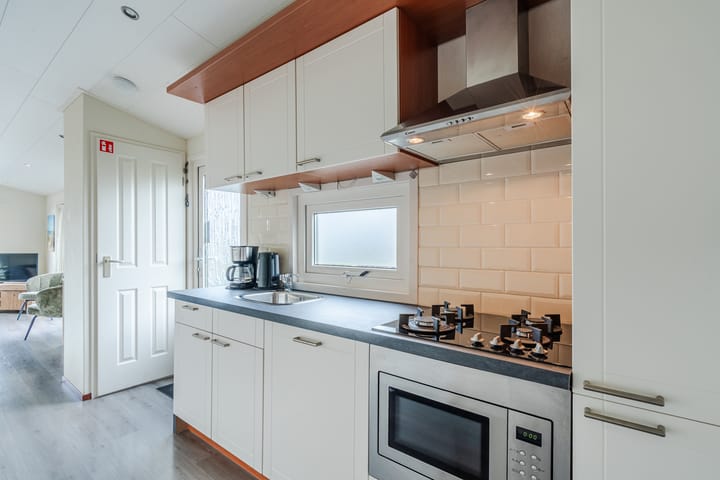 Photo 14 of Driehuizerweg 8-236