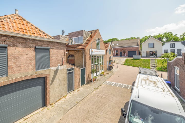 Photo 38 of Zuid Achterweg 2