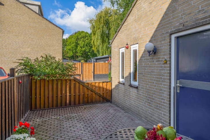 Foto 3 van Hyacinthof 17