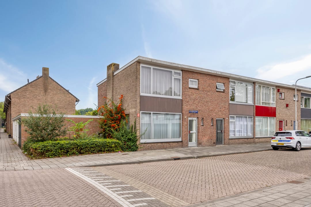 Photo 1 of Le Bourgetstraat 2