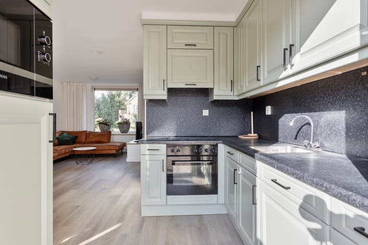 Foto 12 van Kamille 73