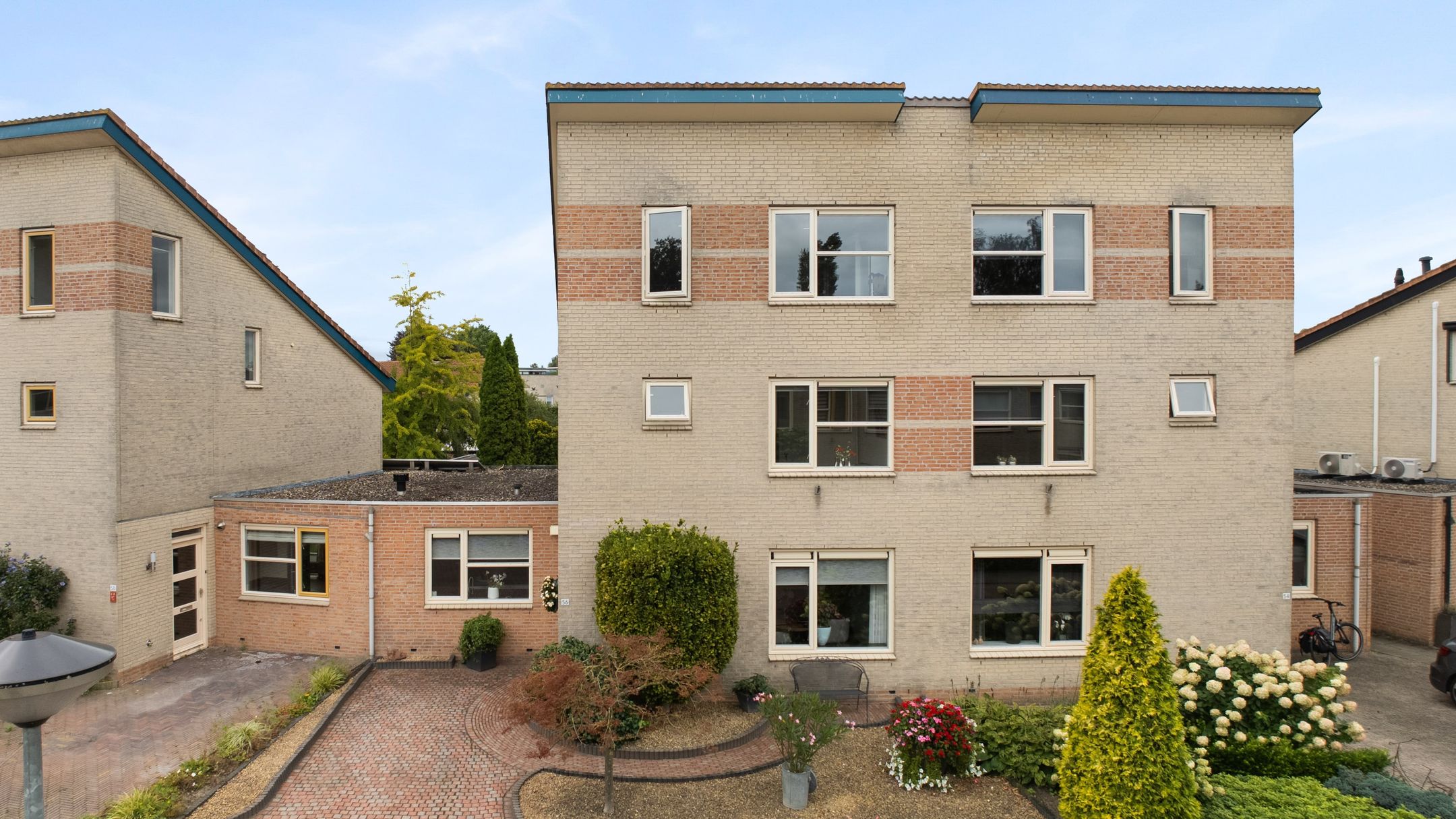 Foto 48 van Van Breugelplantsoen 56