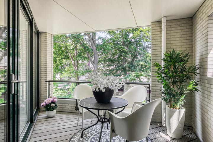 Photo 30 of Amphion 102