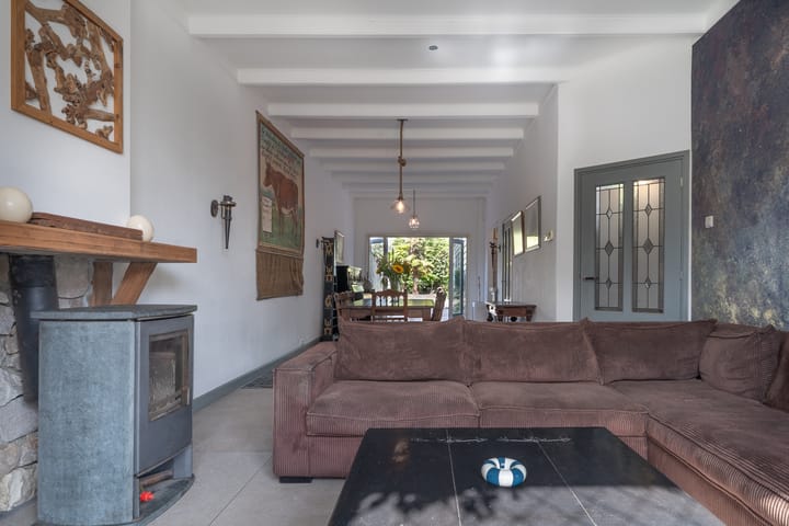 Foto 12 van Damstraat 15