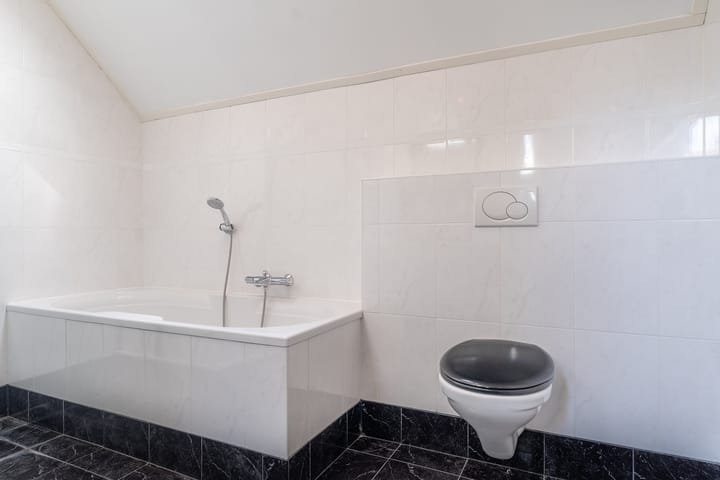 Foto 29 van Damstraat 15