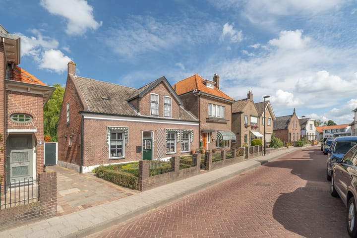 Foto 51 van Damstraat 15