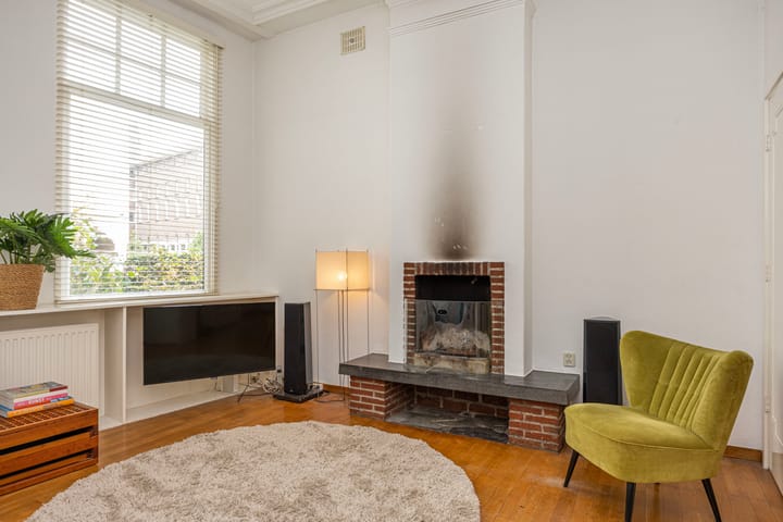 Foto 12 van Emmastraat 55