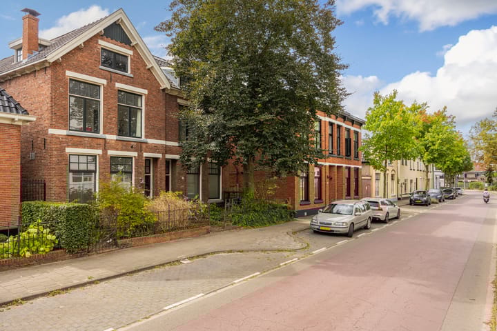 Foto 38 van Emmastraat 55