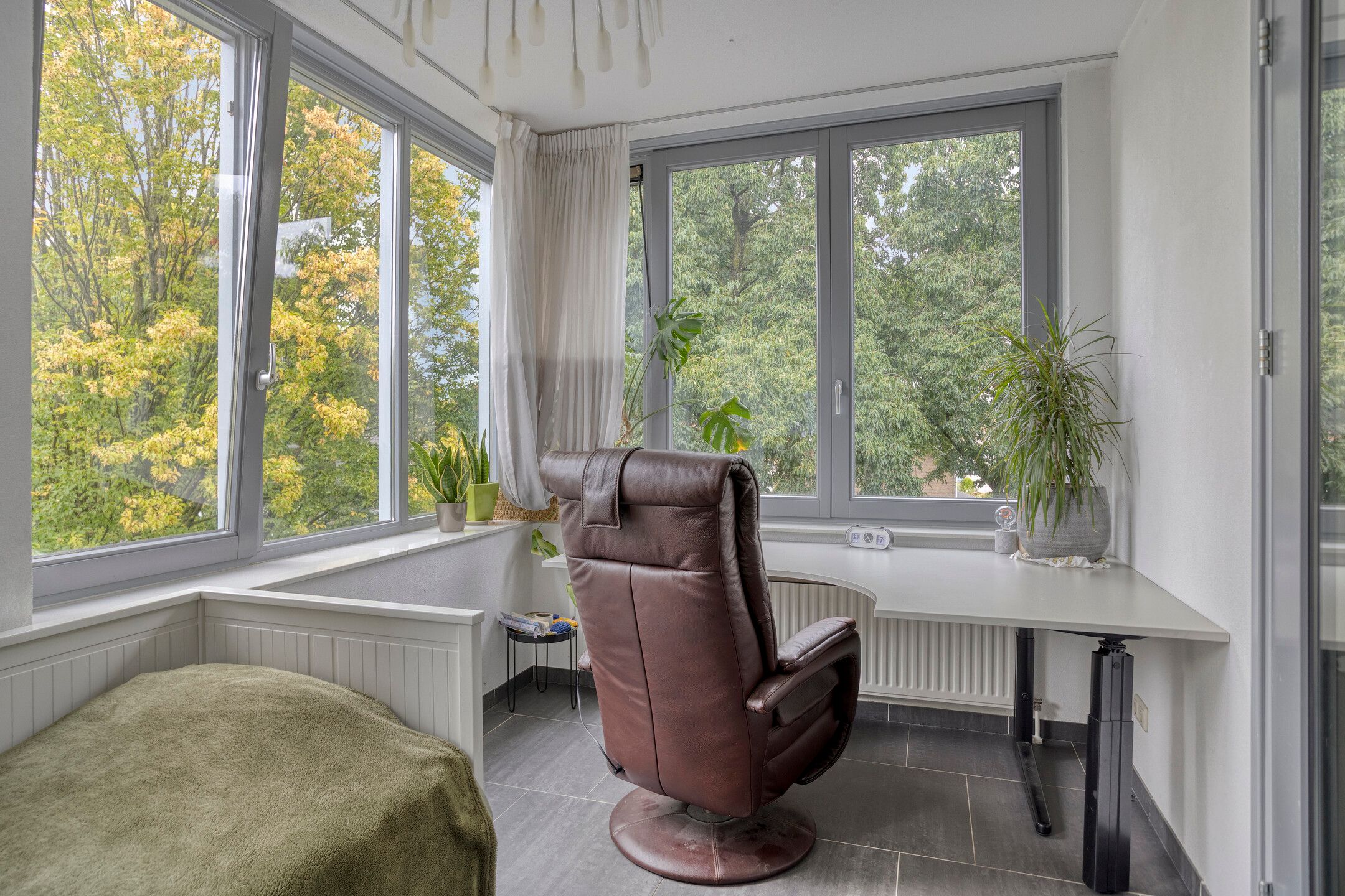 Photo 15 of Professor Regoutstraat 72