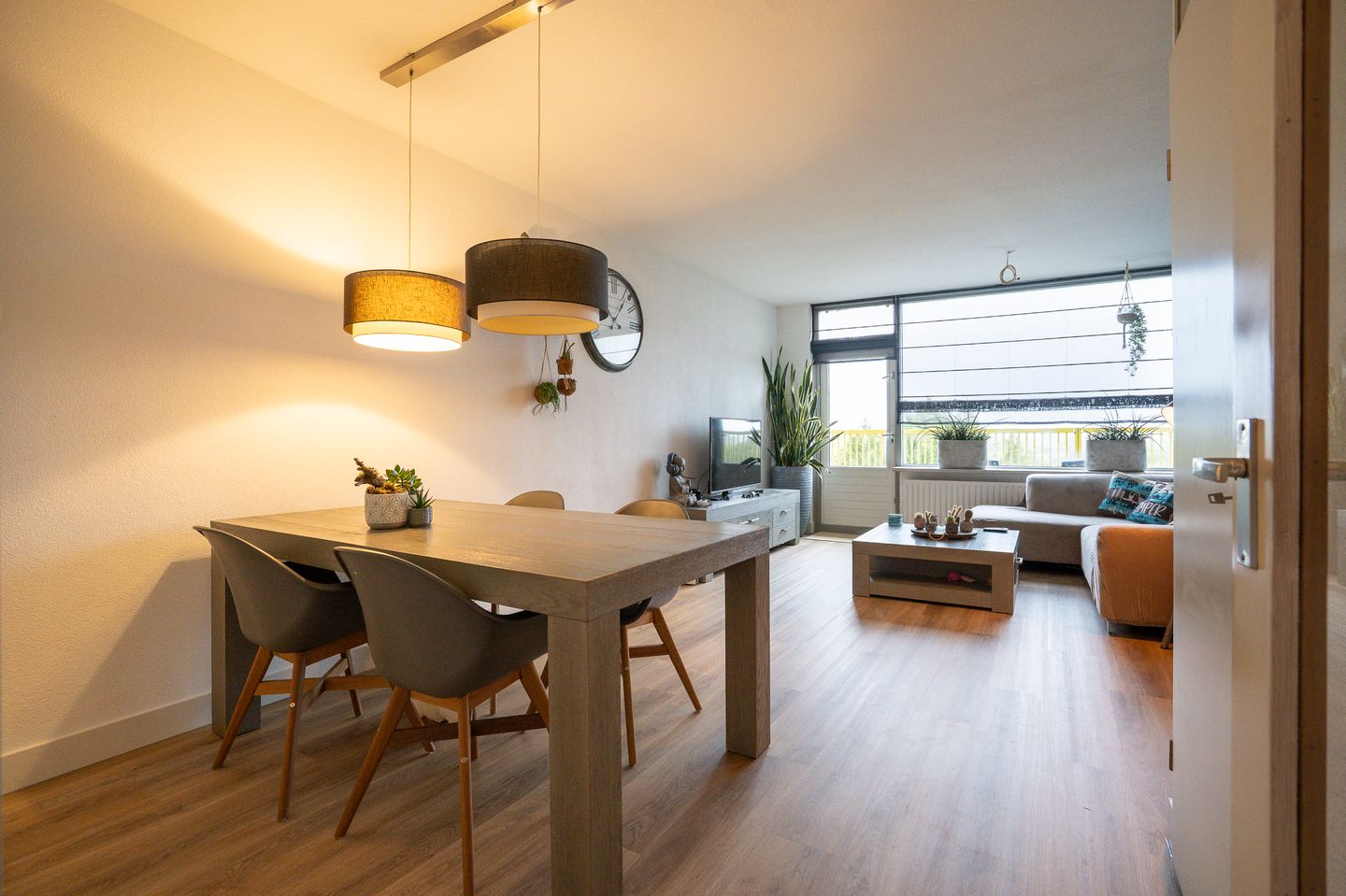 Foto 5 van Dokter van Stratenweg 563