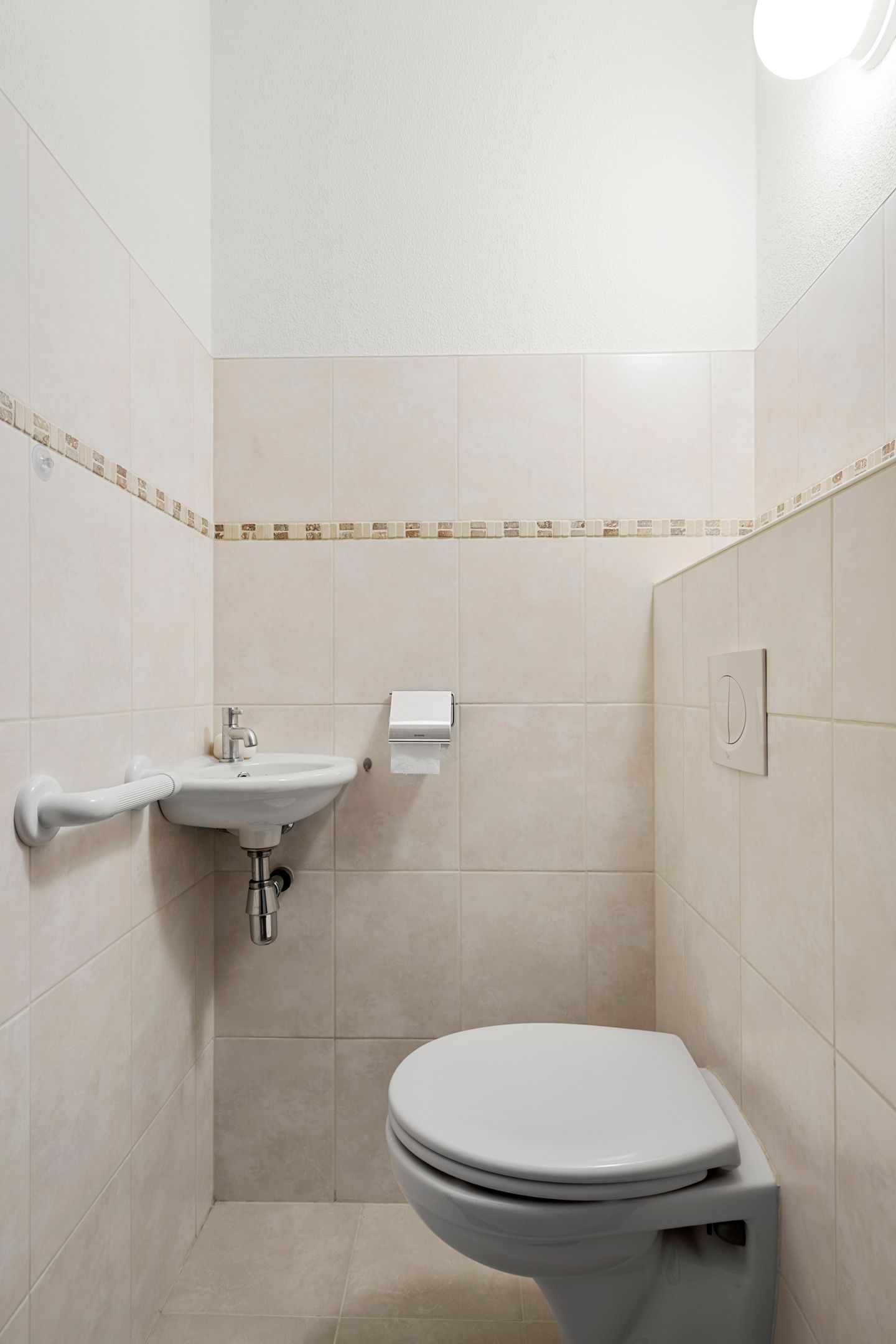 Photo 10 of Boterbloem 49