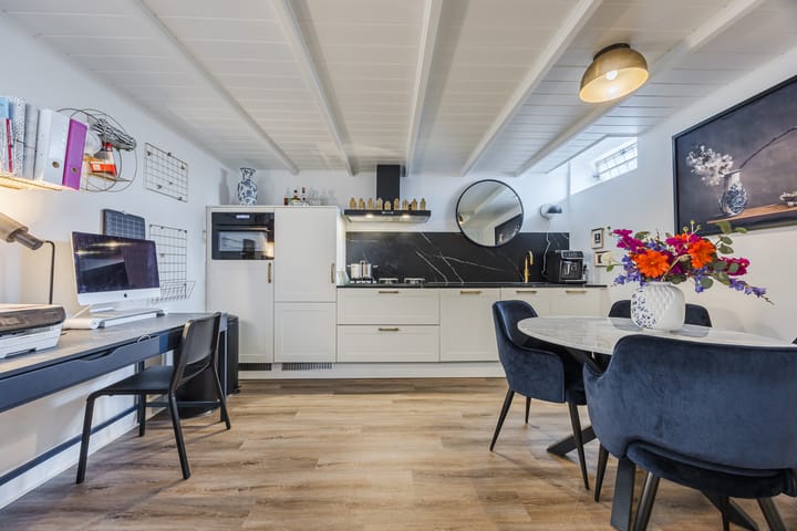 Photo 12 of Walstro 41