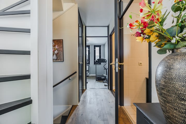 Photo 16 of Walstro 41