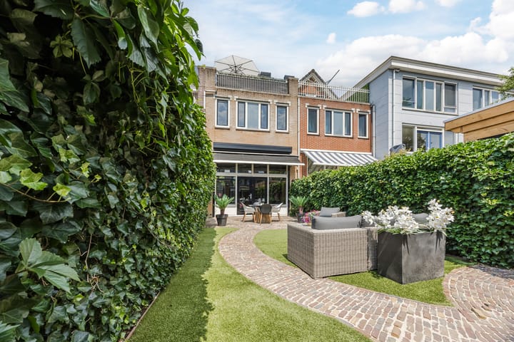 Photo 31 of Walstro 41