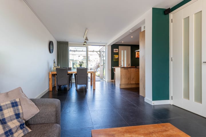 Foto 10 van Vosholstraat 66