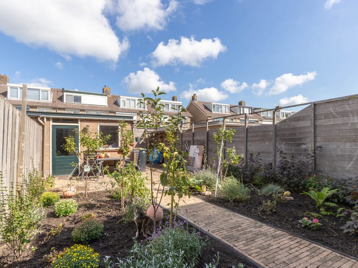 Foto 15 van Vosholstraat 66