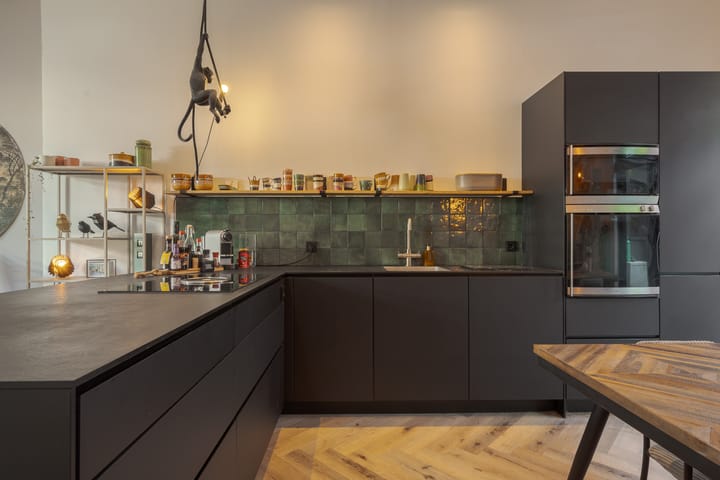 Photo 3 of Leeuwarderstraat 8