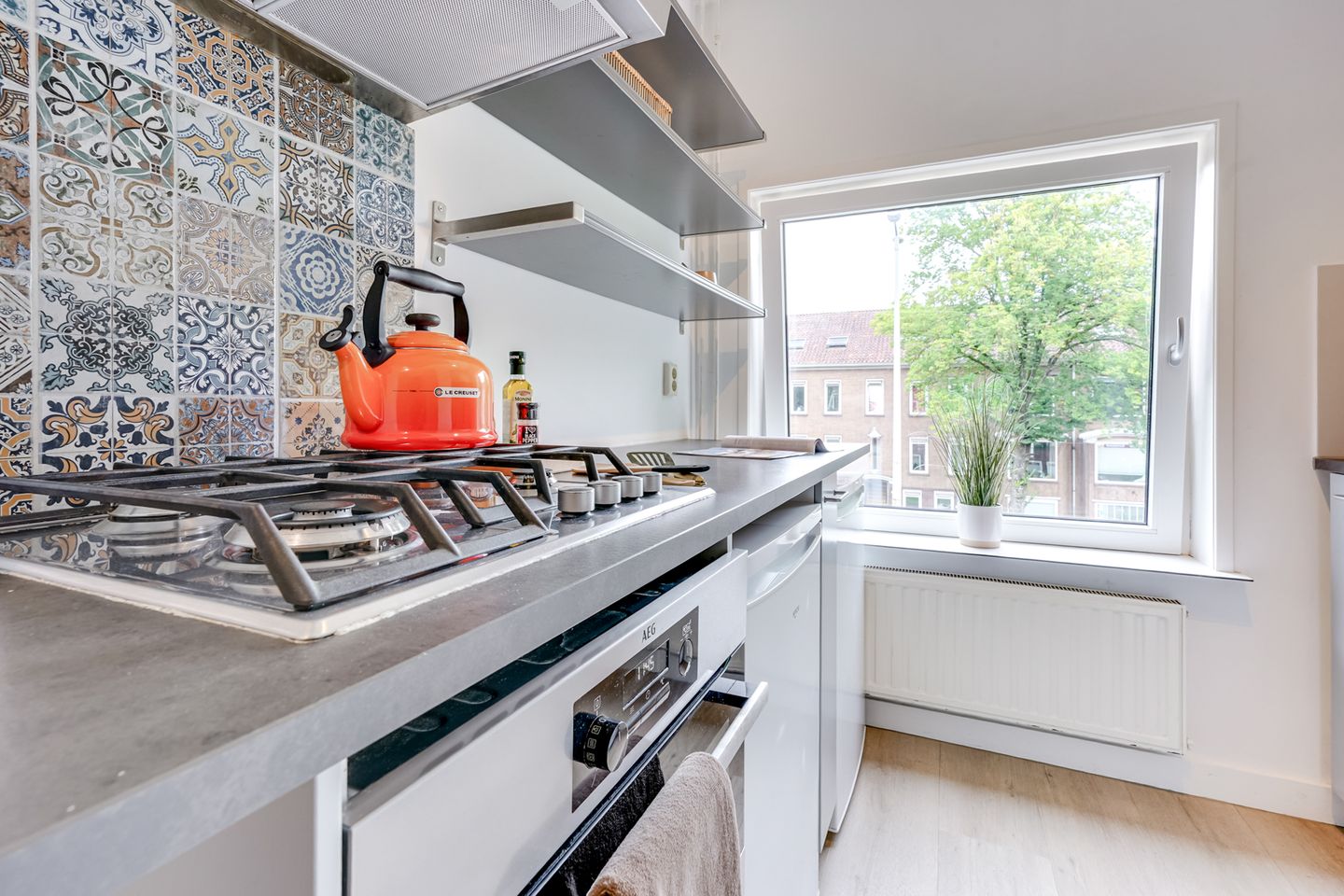 Photo 10 of Oudenoord 446