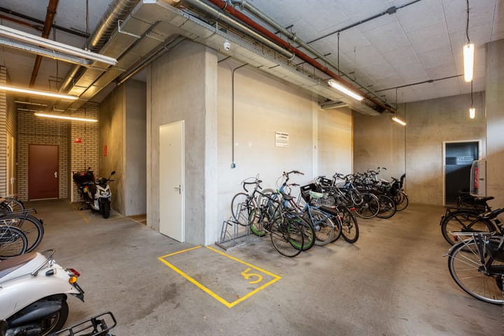 Foto 23 van Porporastraat 156