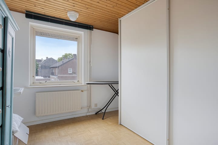 Photo 27 of Eindhovenseweg 35-A