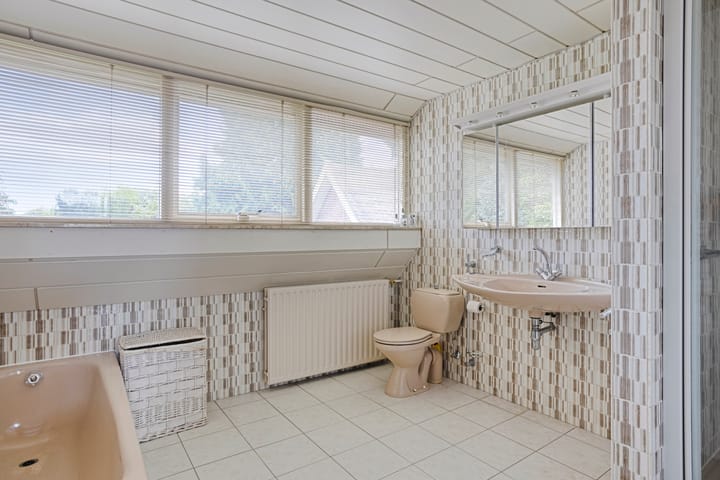 Photo 28 of Eindhovenseweg 35-A