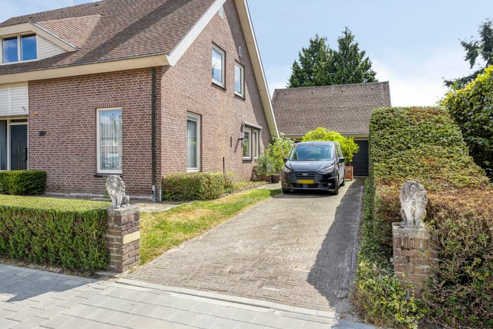 Photo 35 of Eindhovenseweg 35-A