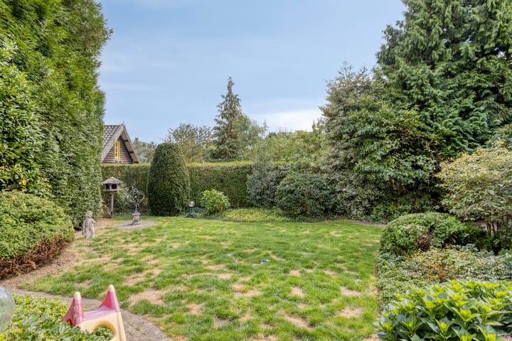 Photo 40 of Eindhovenseweg 35-A