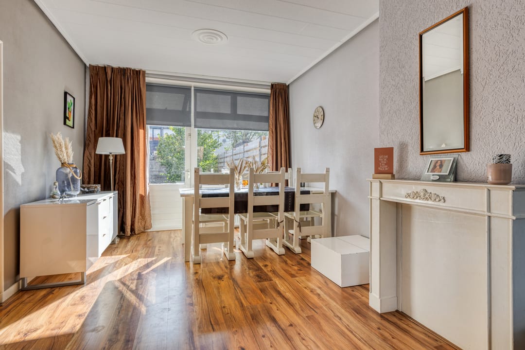 Photo 8 of d'Hondecoeterstraat 58