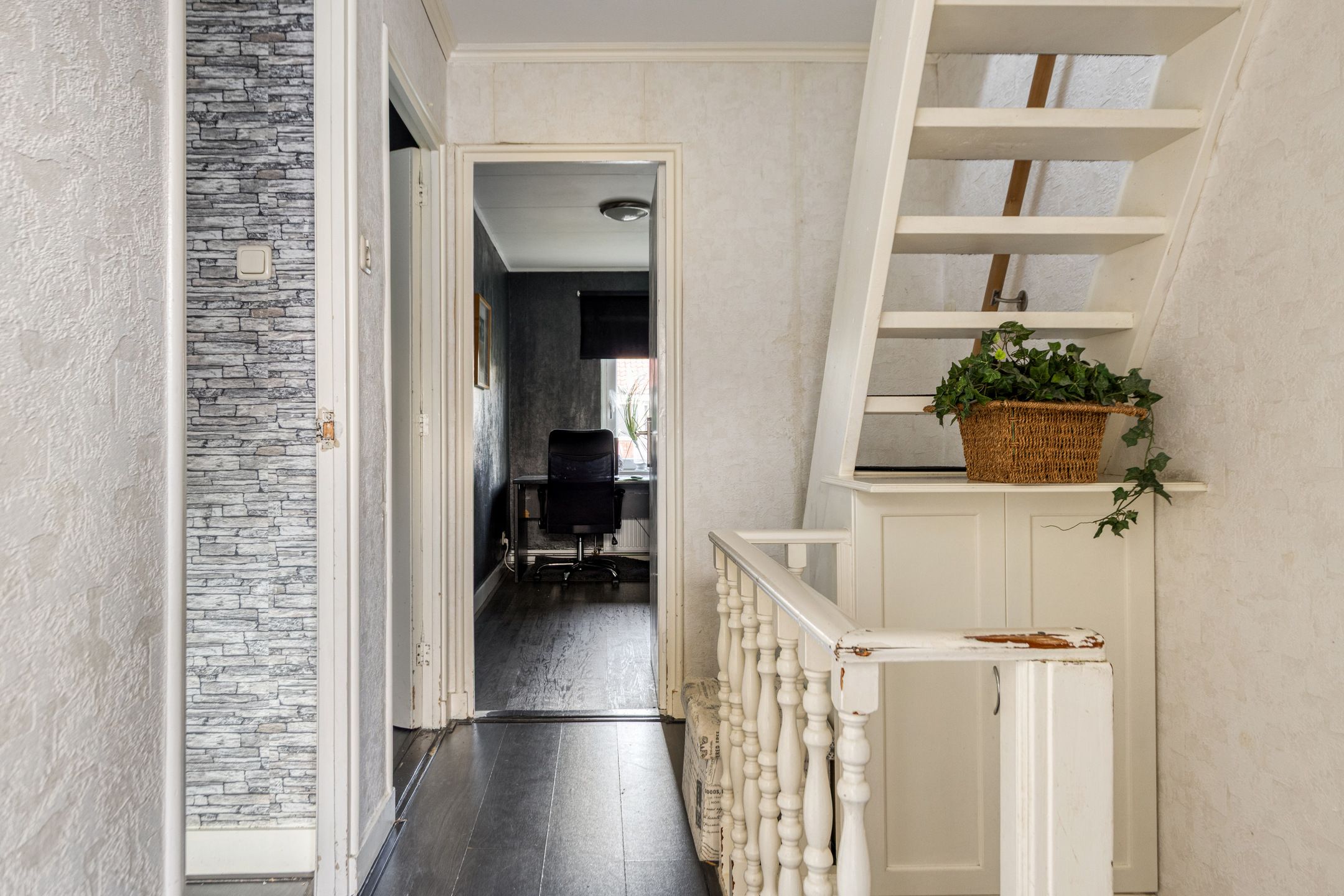 Photo 12 of d'Hondecoeterstraat 58