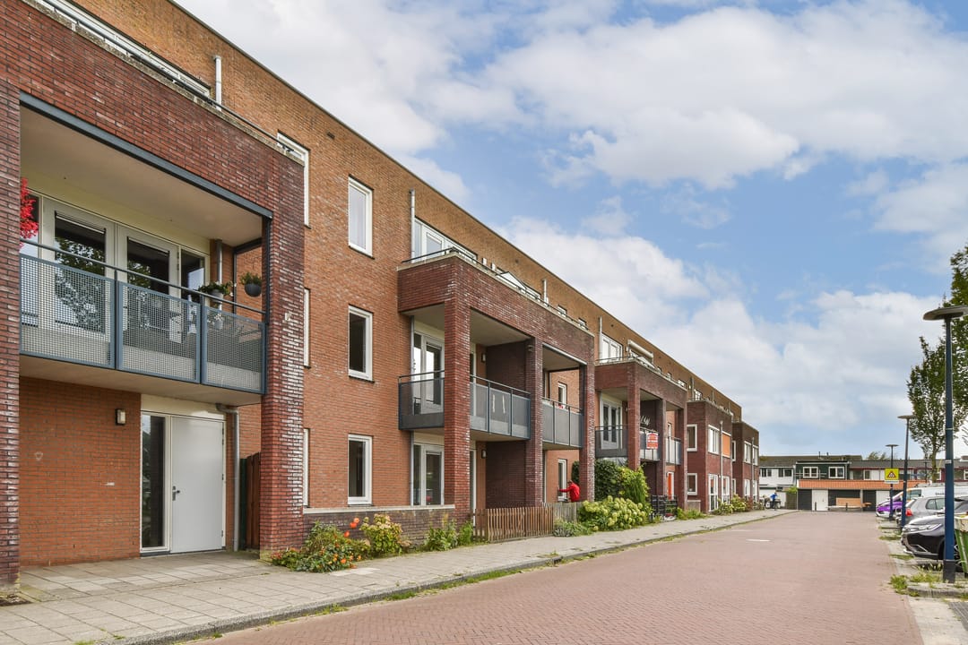 Foto 2 van B.G.J. Berntzenstraat 13