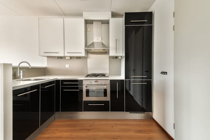 Photo 6 of B.G.J. Berntzenstraat 13