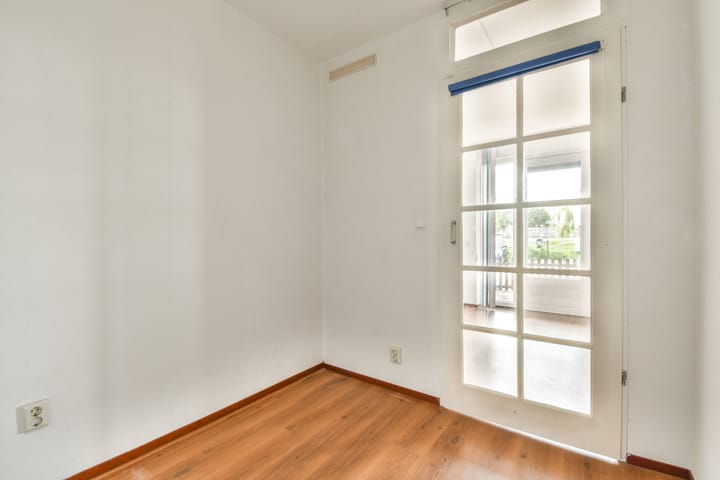 Photo 15 of B.G.J. Berntzenstraat 13